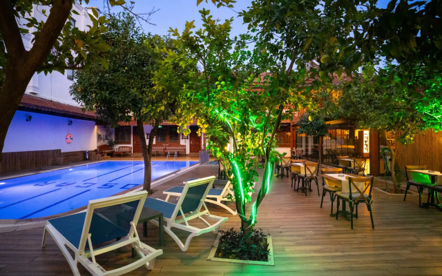 Oscar Boutique Hotel