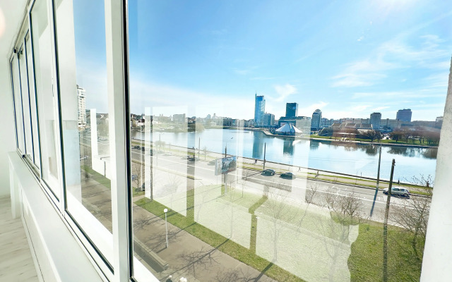 1-komn s krasivym vidom na Nemigu v centre Minska Apartments