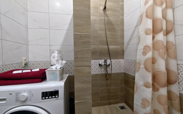 Квартира Студия Уютная в Оранжевом Тоне