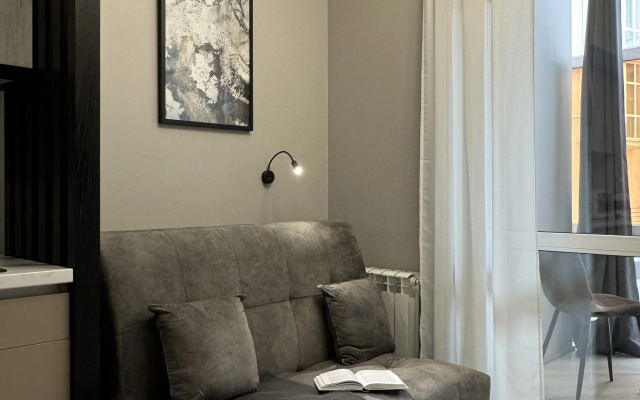 Dizaynerskaya Studiya V Istoricheskom Tsentre Flat