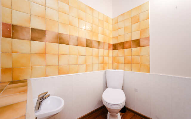 Dom S Basseynom I Saunoy V Khimkakh Starbeevo Private House