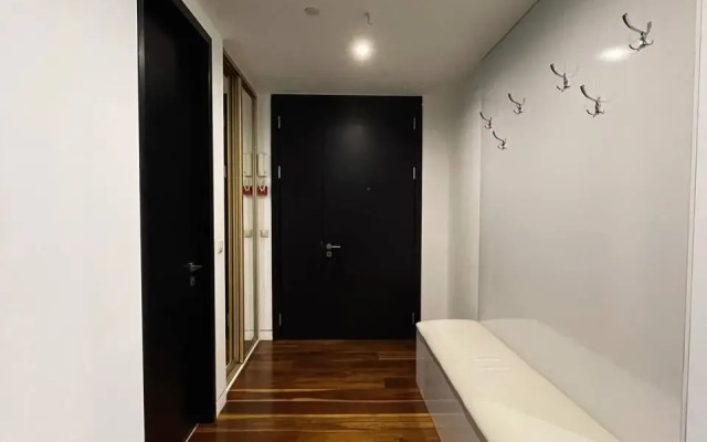 Trekhkomnatnye Mfk Oko Apartments