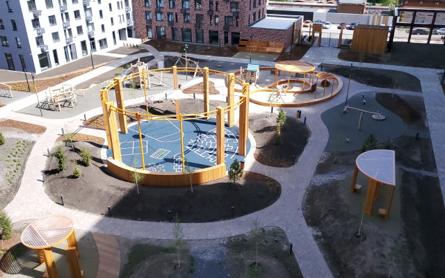 Panda Home v Serdtse Sibiri s vidom na gorod s vysoty Apartments