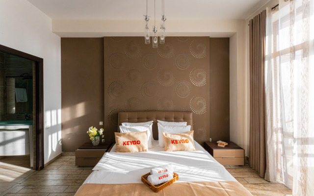 KeyGo #0123, 2 Bedroom, Near Yeritasardutyan Park, View of Ararat Apartments