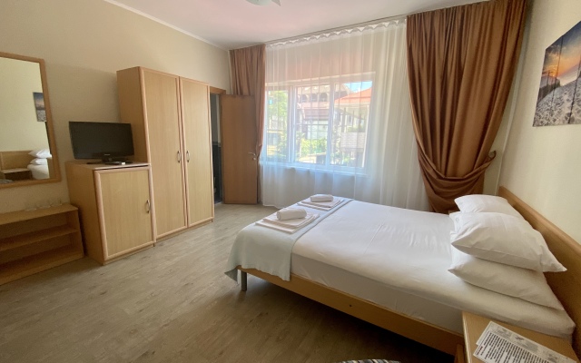 Guest house ARCADIYA