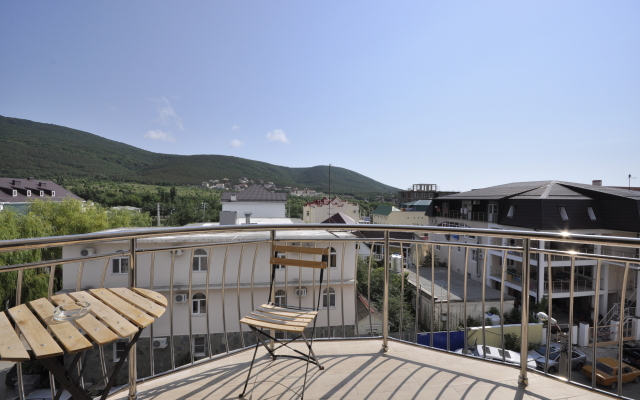 Natalya Guest House