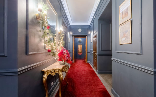 OM Apartments