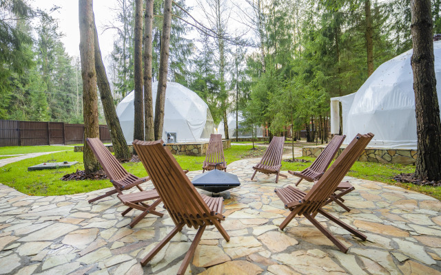 Частный дом Сфера в Лесу