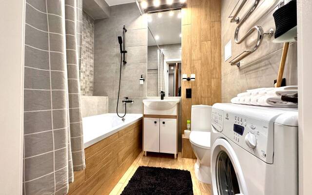 V Novom Dome Flat