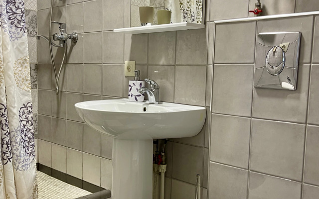 Studiya Na Zaparina Flat