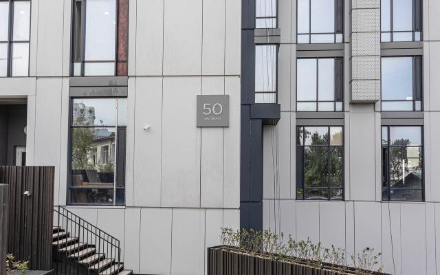 Квартира Красивая студия на Фастовской 4