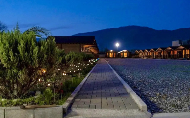 Polyana Glamping