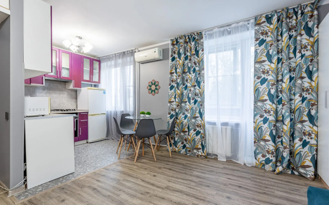Apartments Studio U Metro Novyie Cheremushki