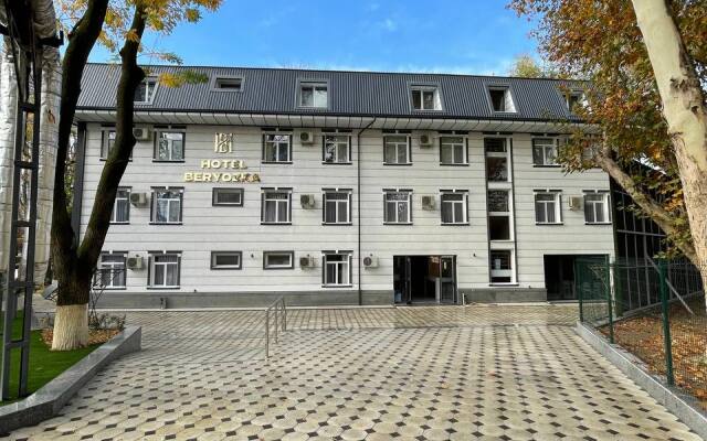 Beryozka Hotel