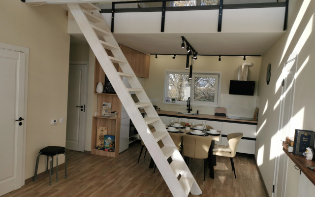 Yezhik Private House
