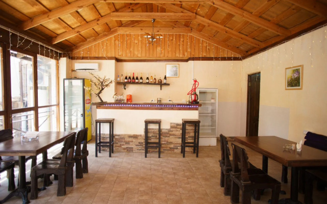 Astaspring Guest House