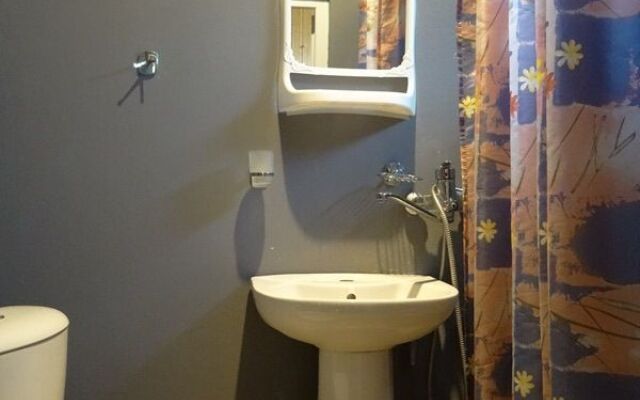 Anzhelika Guest House