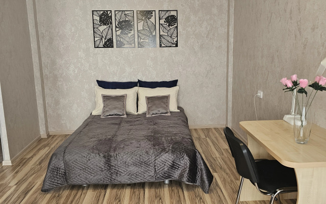 Dvukhkomnatnaya  U Razliva V Sestroretske Flat