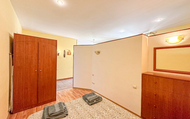 Vostochnaya Kvartira V Tsentre Apartments