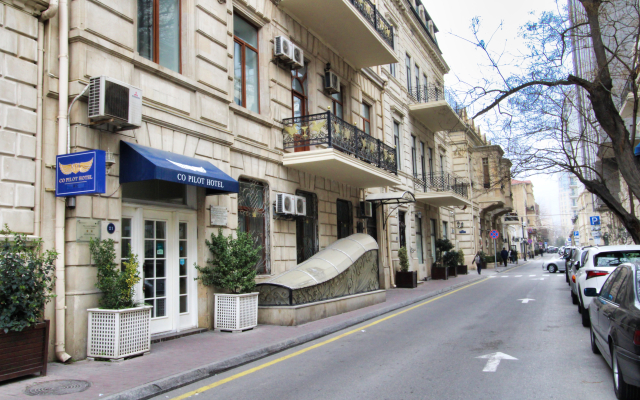 Pilot Baku Hotel