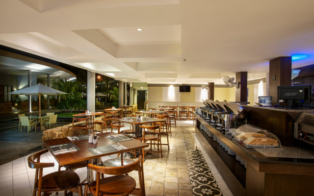 Neo+ Green Savana Hotel