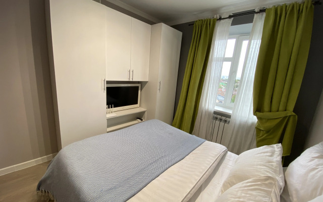 Studiya u Basseyna El Apart Apartments
