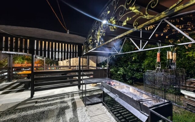 ArtHome Guest House