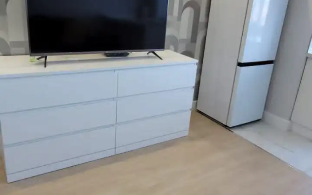 Do 4-kh chelovek Flat
