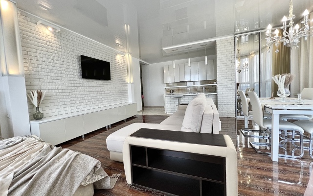 Апартаменты Дизайн студия у ТЦ Армада