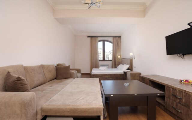 Stay Inn On Buzand Str. 17-33 Apartments