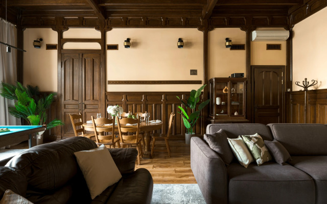 Nikitskiy Bulvar 7b Apartments