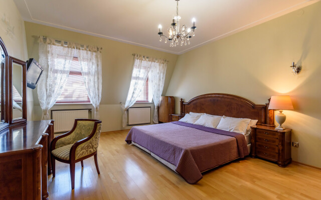 Hth24  Mayakovskogo 14 Apartments