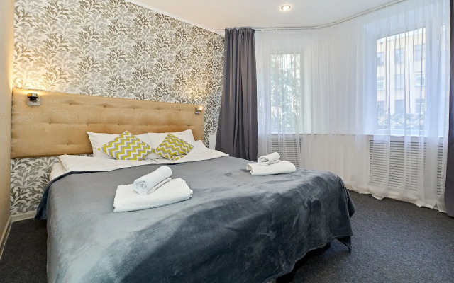 U Semi Mostov Hotel