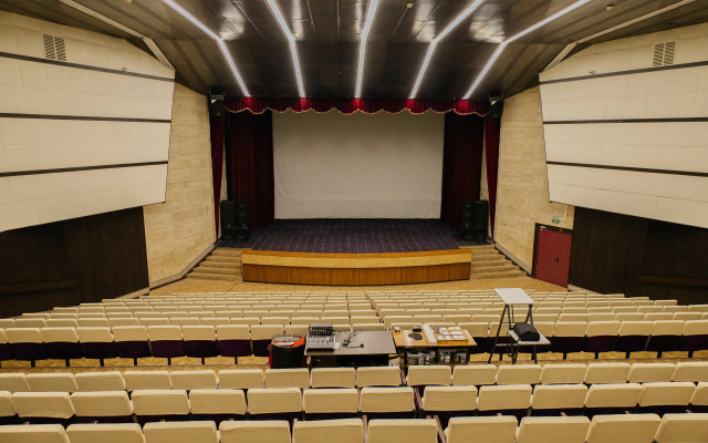 Гостиница Молодежная