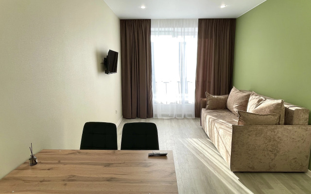 1+ V Tikhom Sovremennom ZHK Verno Flat