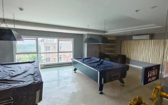 S Vidom Na Gorod Caribbean 15 Apartments