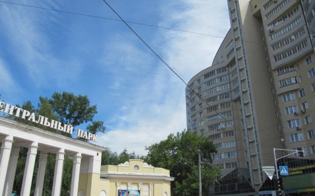 Апартаменты на площади Ленина