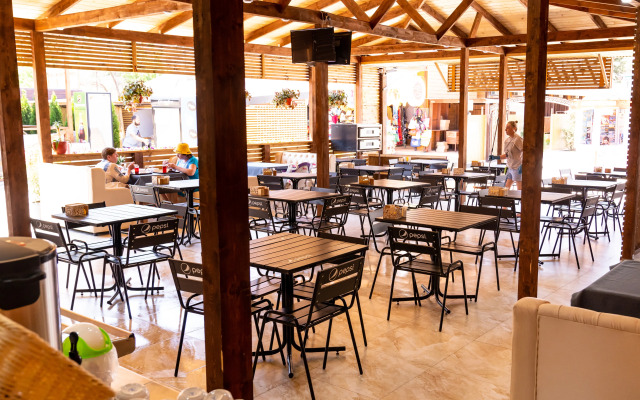 База отдыха Пляж-отель Full House