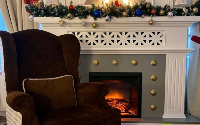 Отель Cronwell Inn Стремянная