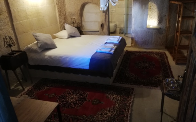 Cronos Cappadocia Cave Hotel