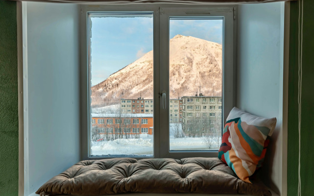 2-komn Nostal'giya s Vidom Na Goru Flat
