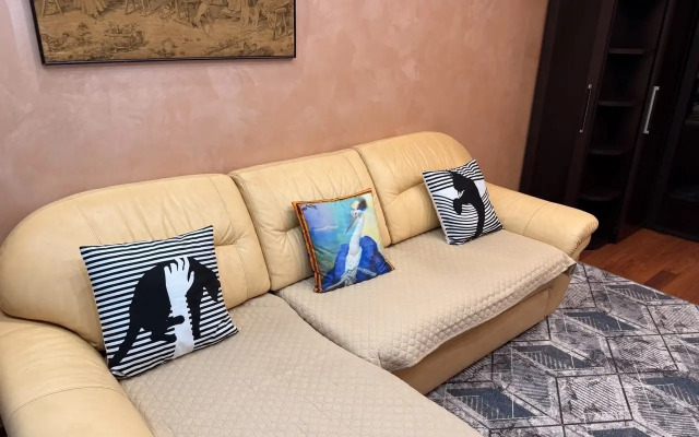 Квартира Просторная Двухкомнатная в Центре