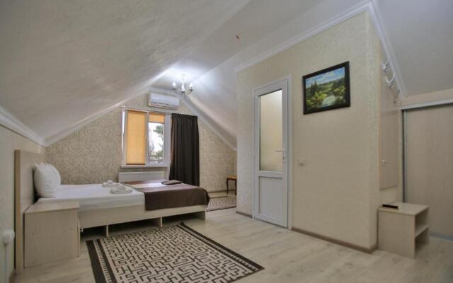 Dana Hotel