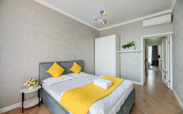 3-Komnatnaya v Tsentre Goroda Flat