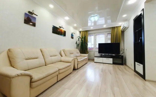 Квартира 3 Комнатная Рядом с Ривьерой