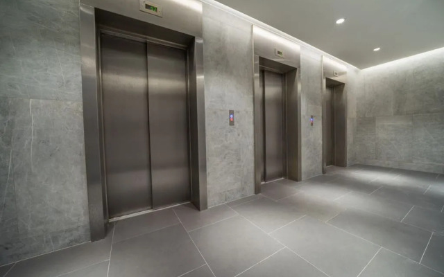 Na Ulitse Salova, 61 0906 Flat