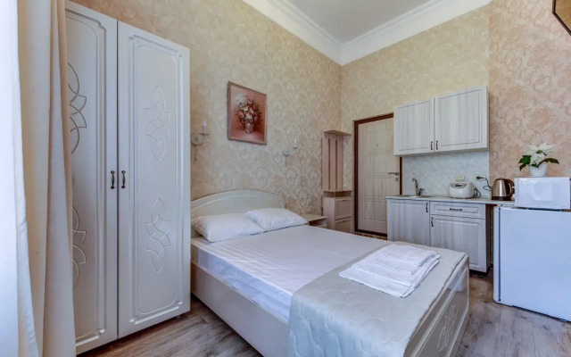 Ekonom Lyubimy Gorod Apartments