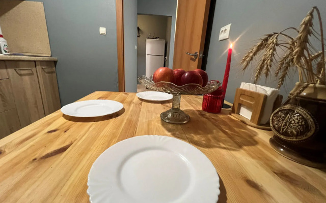 Квартира Art Room в минуте от метро Молодежная