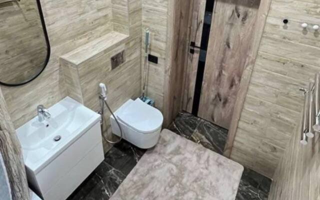 S Panoramnym Vidom Vozle Verkhnego Ozera Flat