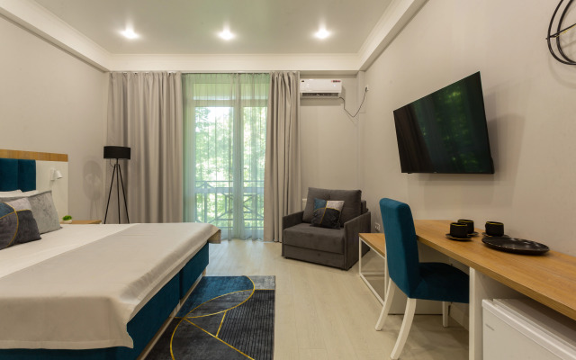 Katrin Lazur - Stilnaya Studiya u Morya v Sochi (Ashe) Apartments